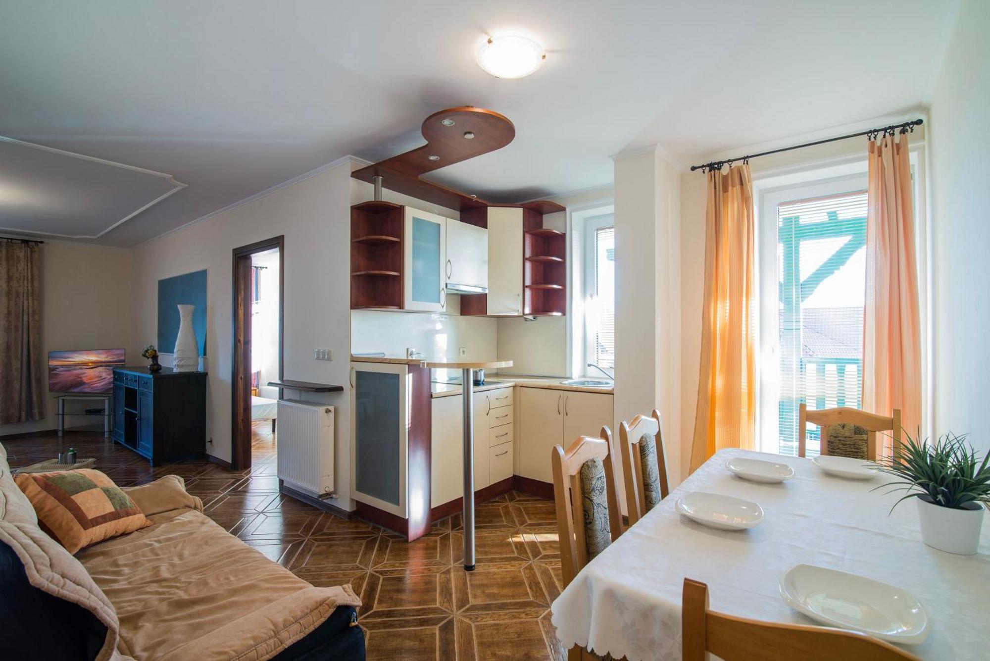 Pionow Rodzinne Apartamenty Urocza 10 ครีนิซามอร์สกา ภายนอก รูปภาพ