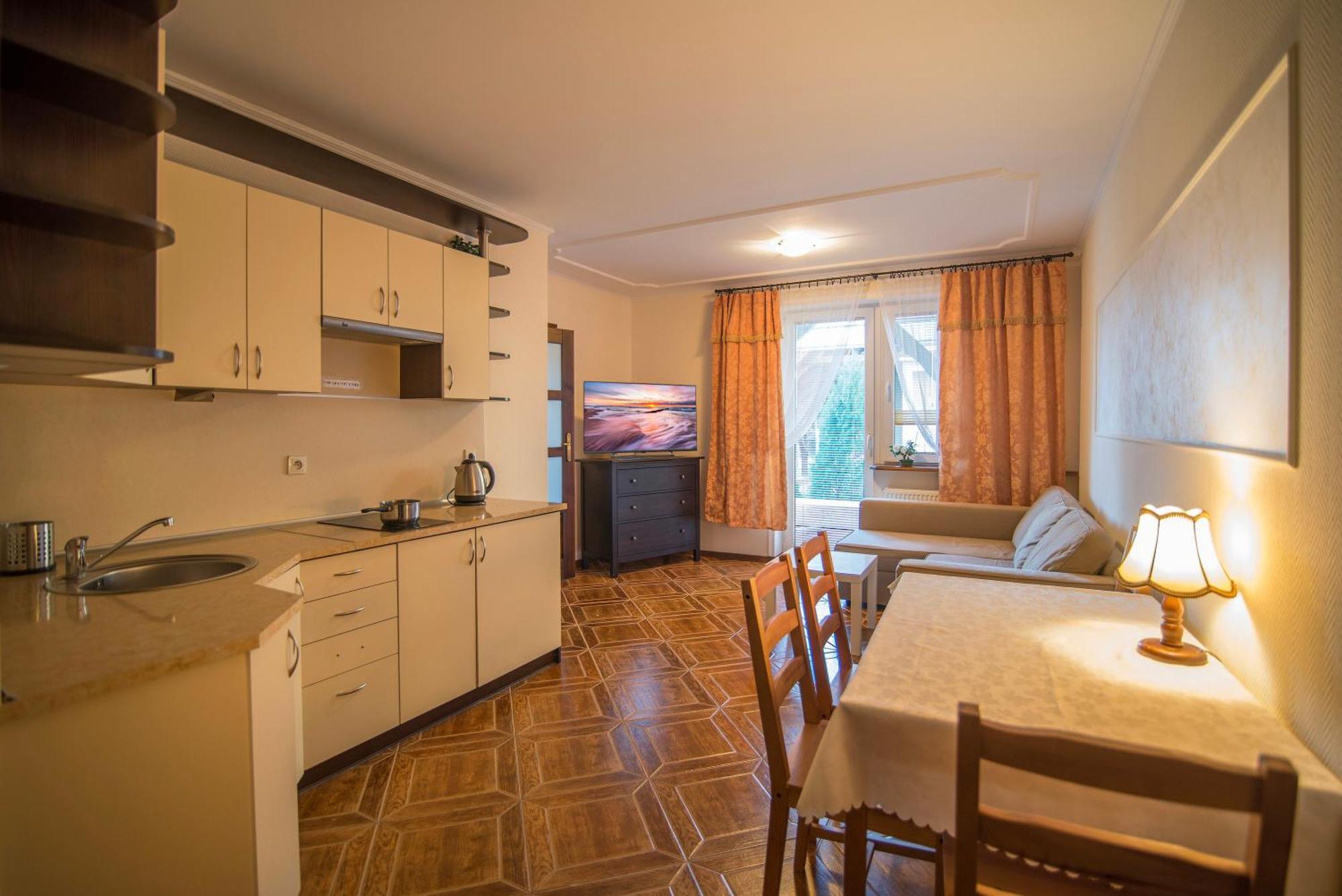 Pionow Rodzinne Apartamenty Urocza 10 ครีนิซามอร์สกา ภายนอก รูปภาพ