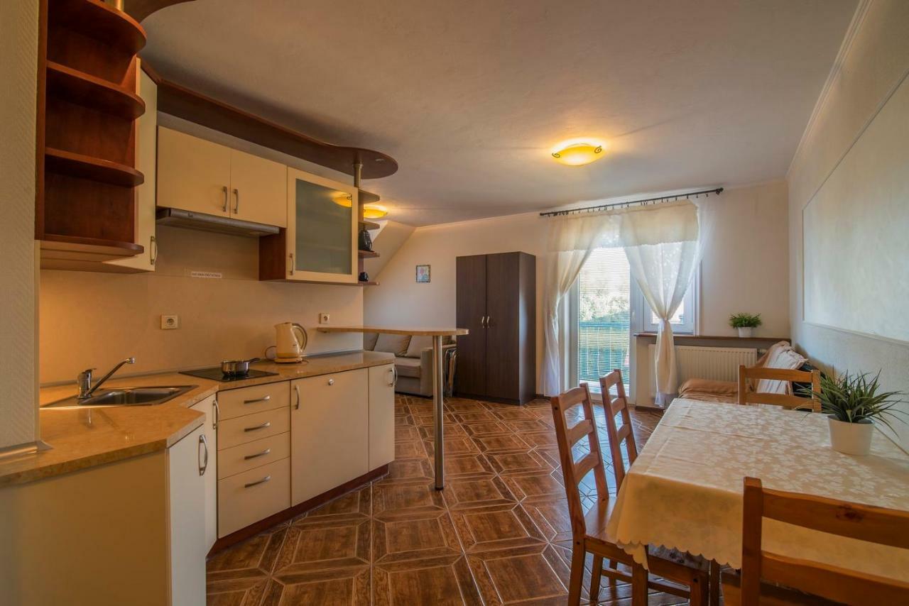 Pionow Rodzinne Apartamenty Urocza 10 ครีนิซามอร์สกา ภายนอก รูปภาพ
